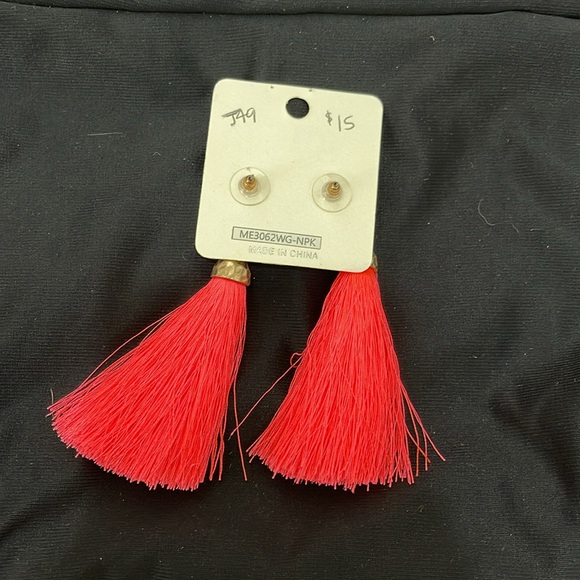 NEW Hot Pink Tassel Stud Post Earrings - Picture 2 of 3